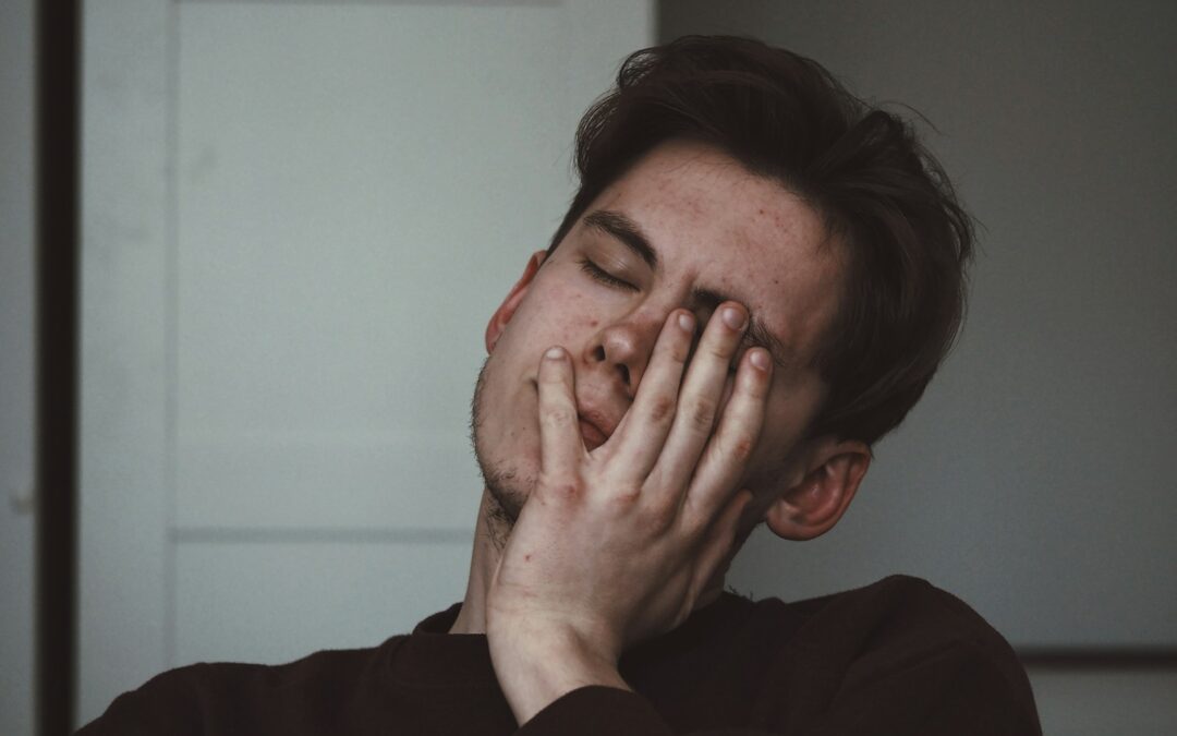 Compassion Fatigue vs Burnout: Understanding the Critical Differences
