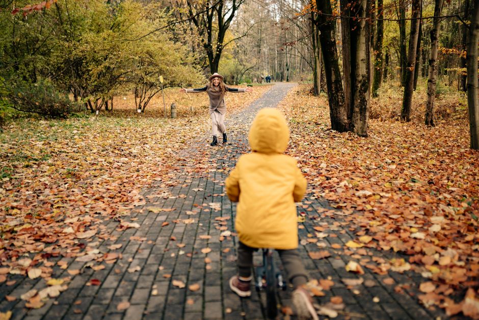 How Childhood Experiences Shape Your Financial Life Decades Later
